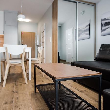 Shipyard Gdansk Apartment - Free Private Parking エクステリア 写真
