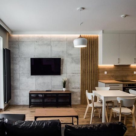Shipyard Gdansk Apartment - Free Private Parking エクステリア 写真