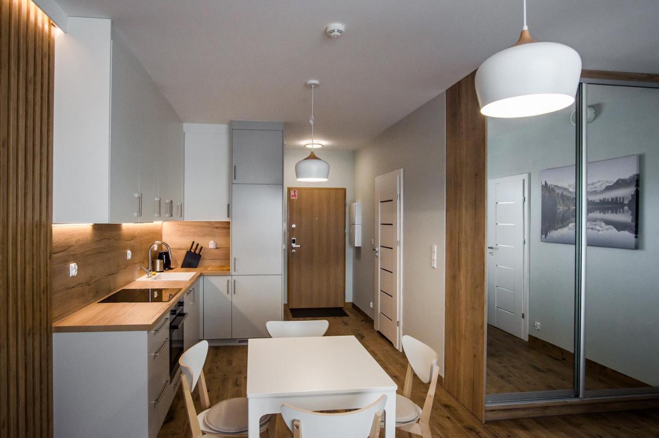 Shipyard Gdansk Apartment - Free Private Parking エクステリア 写真