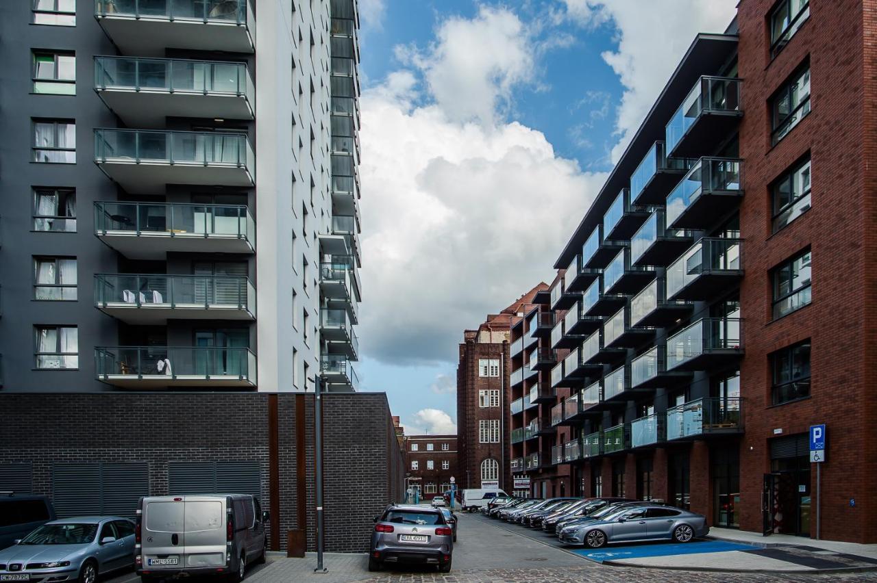 Shipyard Gdansk Apartment - Free Private Parking エクステリア 写真